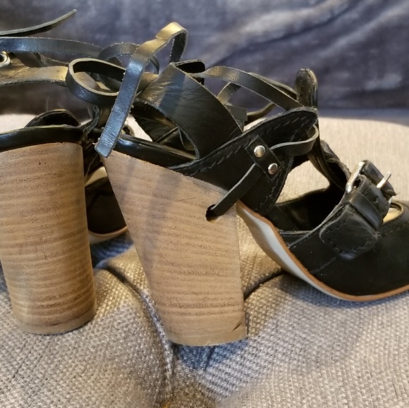 Browns Shoes Couture Collection - Picture 3 of 8